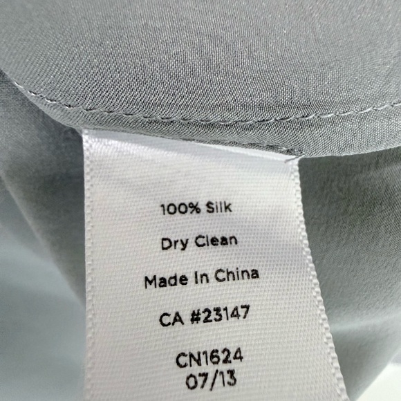 Talbots 100% Silk Button-Front Blouse, Flowy, Size 14 - Picture 3 of 5